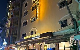 Best Central Point Hotel